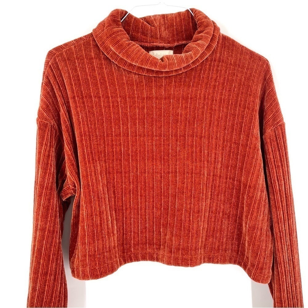 Altar'd State Cropped Chunky Crop Turtle Neck Burnt Orange Fall Sweater - Picture 3 of 7